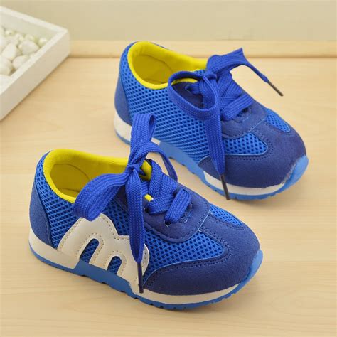 kids sneaker